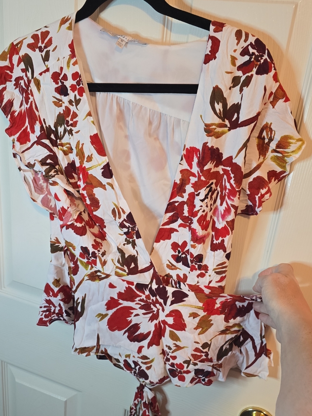 Lovers + Friends White Floral Wrap Style V-Neck Blouse